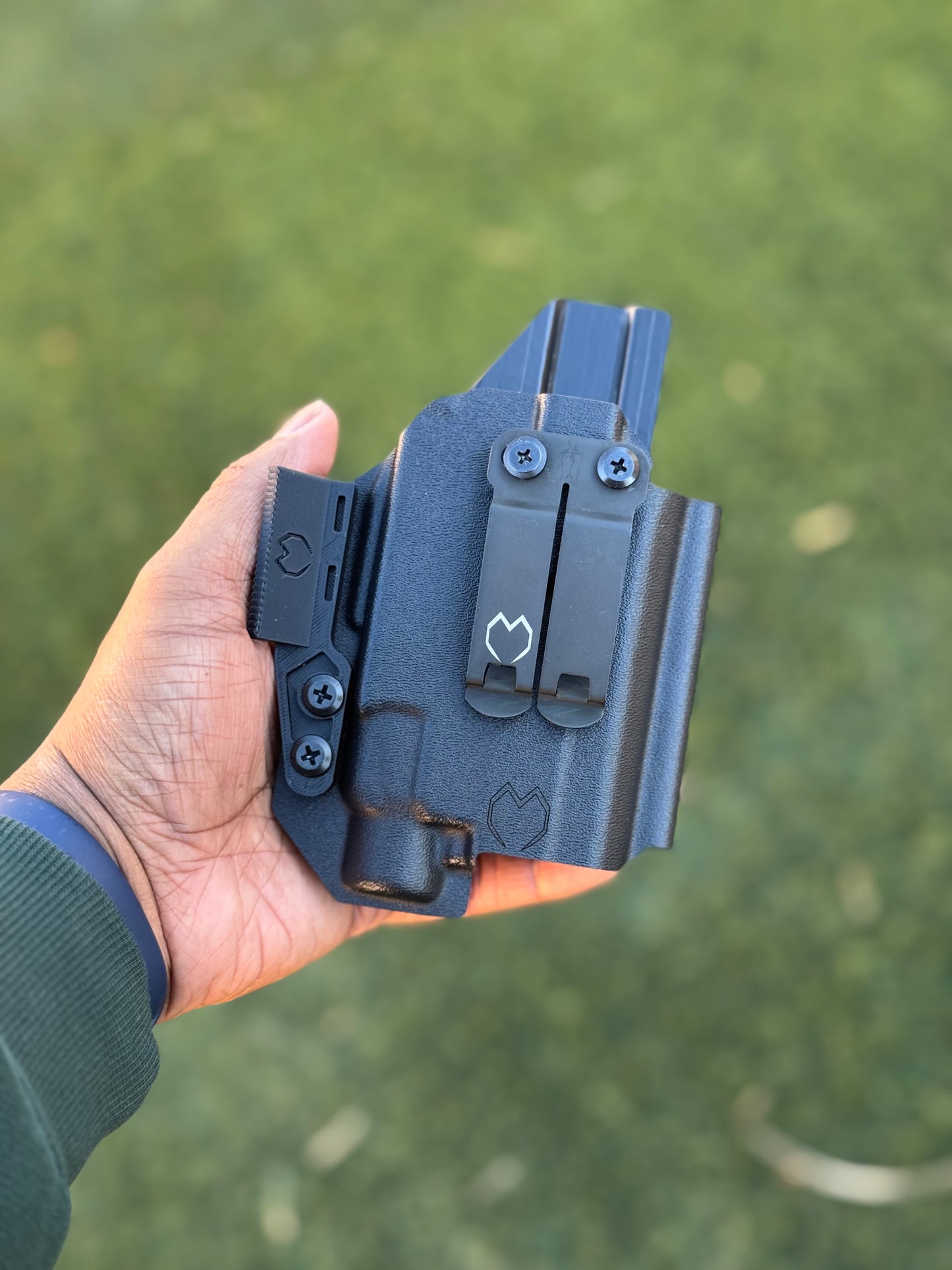 Artemis Česká zbrojovka Continued